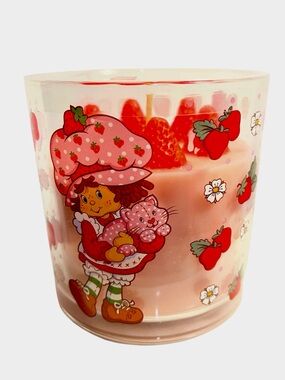 Strawberry Shortcake Strawberry Candle - NWT ***